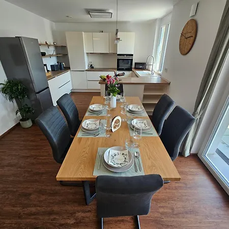 Vinokat Winestyle Living - Exklusiv - Lage Daire *